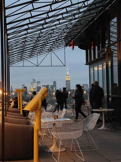 Best Williamsburg Rooftop Bars & Bars With AWESOME Views - Your ...