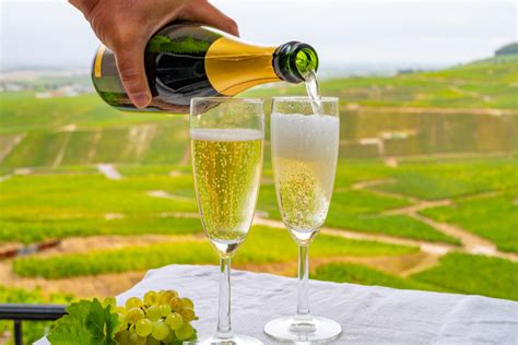 Battle Of The Bubbly: French Champagne Makers Incensed By Russia Law - Forbes India