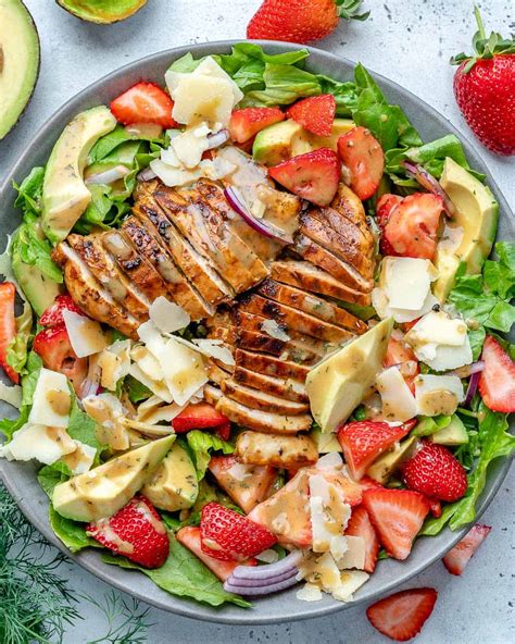 Easy and Healthy Strawberry Chicken Salad | Healthy Fitness Meals