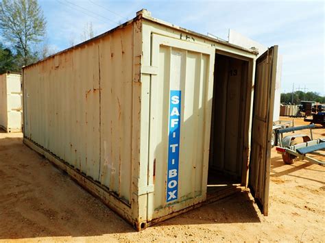 20' STEEL SHIPPING CONTAINER