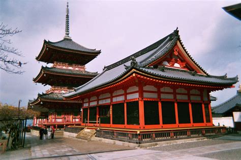 File:Kyoto-Kiyomizu Temple-2.JPG - Wikimedia Commons