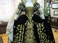 queen elizabeth 1 dresses and accessories