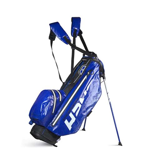 Here are the 8 best lightweight golf bags perfect for walking the course