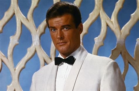 Roger Moore Dead: ‘James Bond’ Actor Dies at 89 | Billboard – Billboard