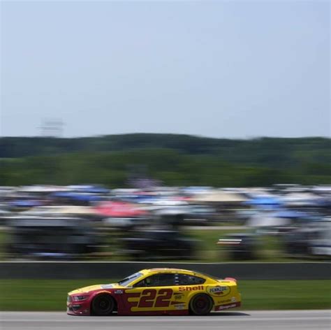 Pin by Theresa Hawes on Joey "Logo" Logano 22 | Nascar cup series ...