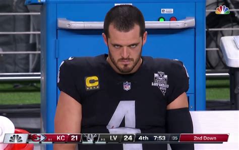 Derek Carr photo goes viral, gets meme treatment