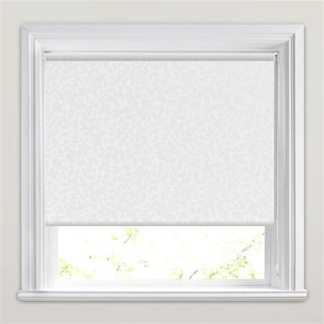 Leafy Patterned Waterproof Vinyl Roller Blinds in Fresh White