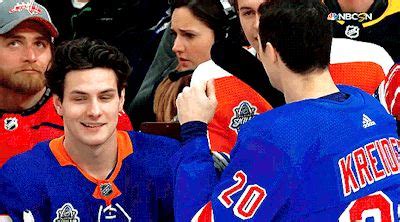 mat barzal | Tumblr | Hockey girlfriend, Hockey players, Hot hockey players