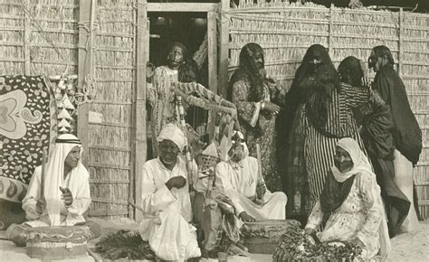 11 Vintage Photos of the UAE