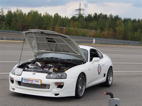 FEATURE: Mario's 1300+HP 2JZ Toyota Supra MK4 - Turbo and Stance