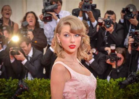 Taylor Swift Considering Legal Action Over AI-Generated NSFW Images ...