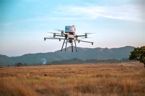 Spraying Drones — DRONESTARK TECHNOLOGIES