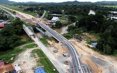 Phase 1 of Pan Borneo Highway in Sarawak 86% complete, says minister | FMT