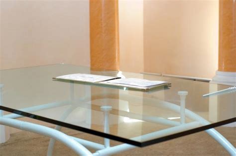 Why Tempered Glass Table Top Is The Best Option For Furniture