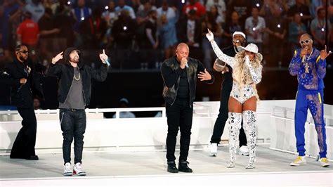 Super Bowl 2022 Halftime show: See Dr. Dre, Snoop Dogg, Eminem lead a west coast hip-hop ...