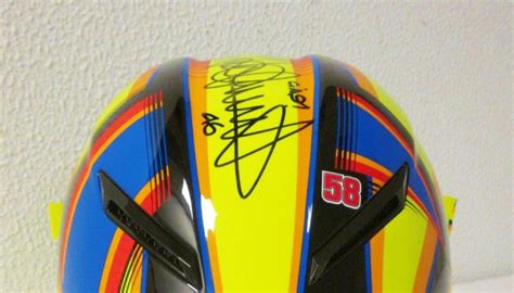 Valentino Rossi store signed helmet - CharityStars