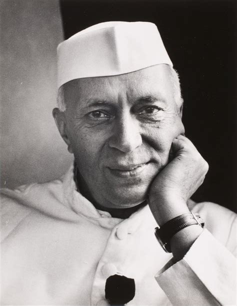 Jawaharlal Nehru |Biography, First Prime Minister of India.|