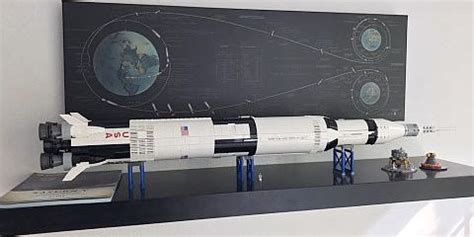 LEGO NASA Apollo Saturn V display ideas