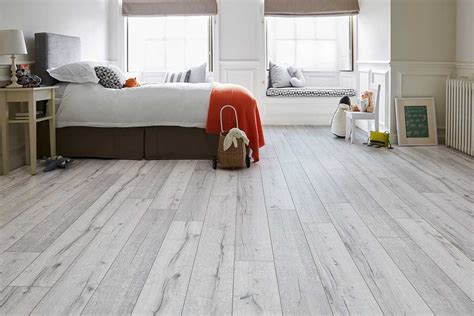 Prestige Laminate Flooring 12mm White Oak - London Floors Direct