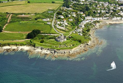 St Mawes Castle Landmark in St Mawes, Cornwall, GB, United Kingdom - landmark Reviews - Phone ...