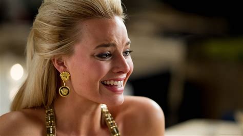 Margot Robbie Wolf Of Wall Street Wallpaper - Wallpaper Sun