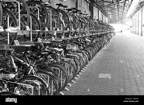 Train london bike hi-res stock photography and images - Alamy