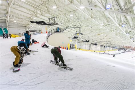 Big Snow American Dream on indoor slope in New Jersey awaits re-opening in May