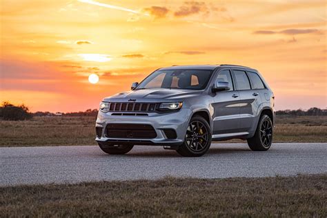 1000 HP Jeep Trackhawk Battle