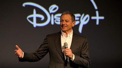 Bob Iger unexpectedly returns as Disney CEO • Mezha.Media