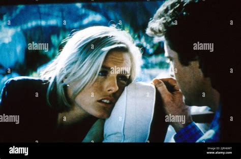 PATSY KENSIT, MEL GIBSON, LETHAL WEAPON 2, 1989 Stock Photo - Alamy