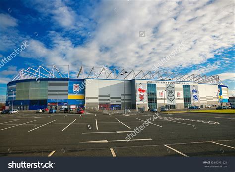 1,161 Cardiff city stadium Images, Stock Photos & Vectors | Shutterstock