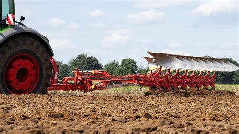 Pottinger unveils new 500hp-rated Servo T 6000 ploughs - Farmers Weekly