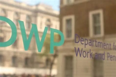 DWP warns Universal Credit claimants who fail to report change - LancsLive