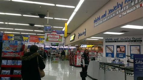 Wal-Mart - Glen Ellyn, Illinois - Entrance Area | Here you s… | Flickr