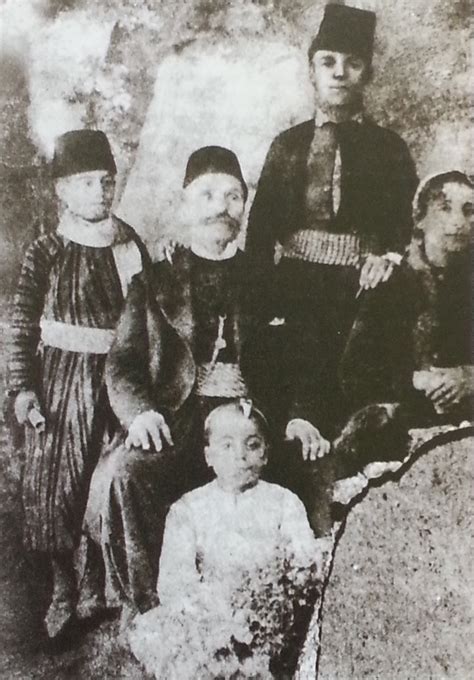 File:Khalil Gibran Family.jpg - Wikimedia Commons