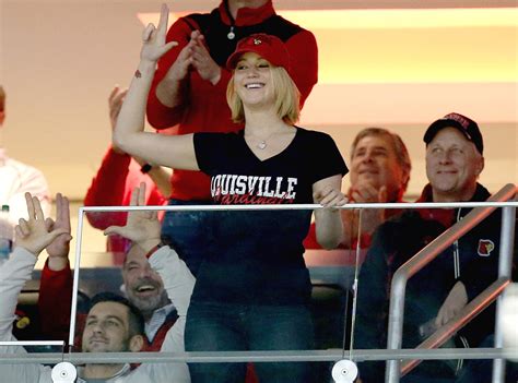 Jennifer Lawrence Is the Best Cheerleader as She Supports the Louisville Cardinals' Basketball ...