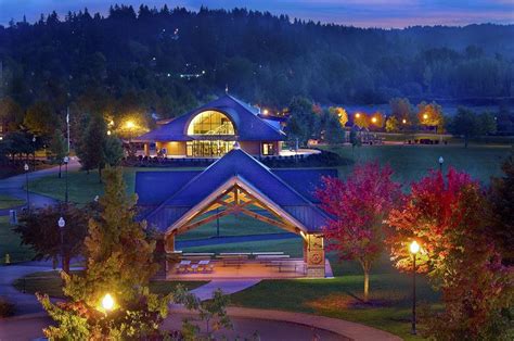 Panoramio - Photo of Salem Riverfront carousel | Oregon pictures, Oregon travel, Riverfront