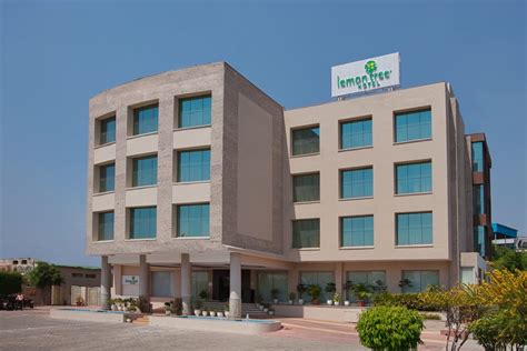 Lemon Tree Hotels - Book Online Lemon Tree Hotels in India at Yatra.com