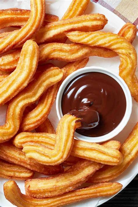 12 Popular Spanish Desserts That Are Easy to Make at Home | Churros ...