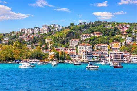 Ultimate Guide to Bebek: 5 Best Things To Do in Bebek