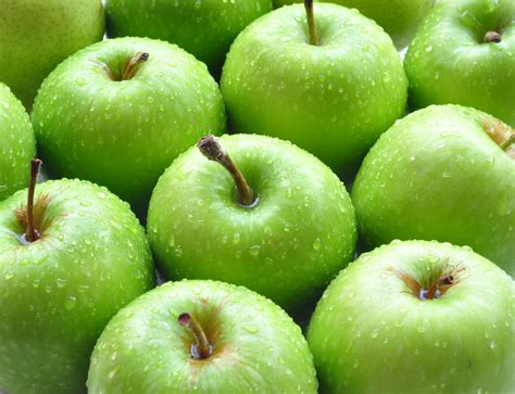 Green Apple | 10 Beauty DIY Recipes That Are Green in Every Way | POPSUGAR Beauty