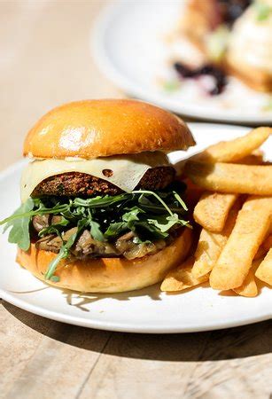 LaManna Cafe, Essendon - Restaurant Reviews, Photos & Phone Number - TripAdvisor