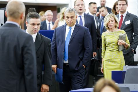 Poland to veto EU sanctions on Hungary