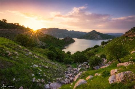 Shiny moments during sunset on the lake of Darbandikhan in Kurdistan ...