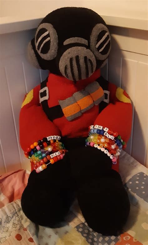 Pyro TF2 plush with kandi in 2023 | Team fortress 2, Team fortess 2, Team fortress