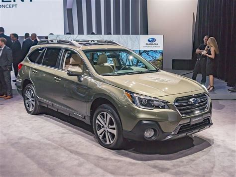 Best 2019 Subaru Outback Turbo Hybrid Spy Shoot | Car Gallery | Subaru ...