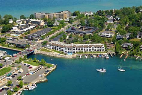 Edgewater Inn & Marina in Charlevoix, MI, United States - Marina Reviews - Phone Number ...