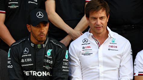 Toto Wolff laughs off suggestions of a rift between him and Lewis Hamilton | PlanetSport