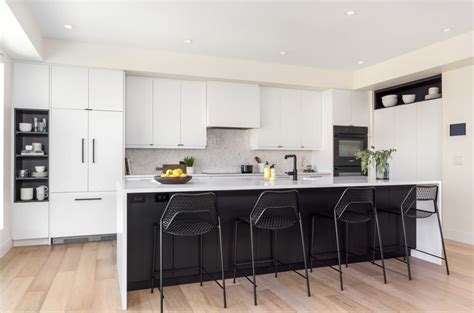 10 White Kitchen Black Island Ideas That Will Make Your Heart Skip A ...