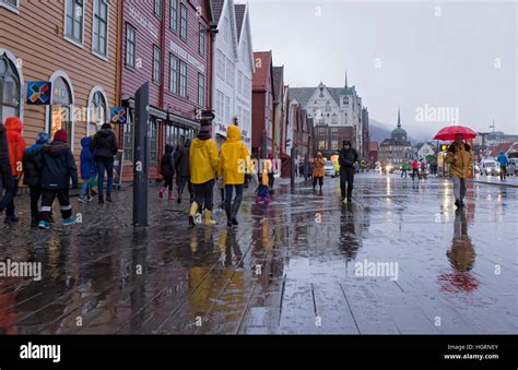 Bergen, Norway. 12th January, 2017. Norwegian weather: UNESCO World ...